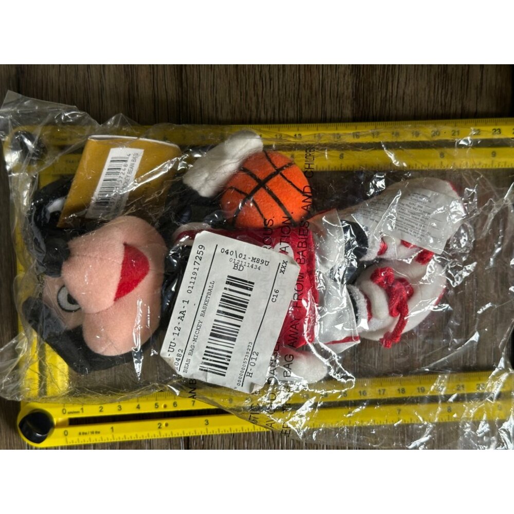 Sealed Vintage Basketball Mickey Mouse Bean Bag Plush Toy Disney‎ - Picture 2 of 8